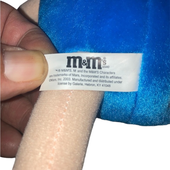 Galerie Vintage 2004 M&M’s collectible Christmas hockey player 10” tall - Picture 3 of 3